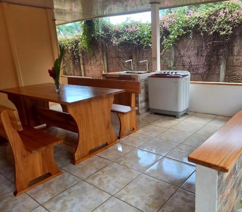 Tropical Bee Garden Holiday Houses Savegre エクステリア 写真